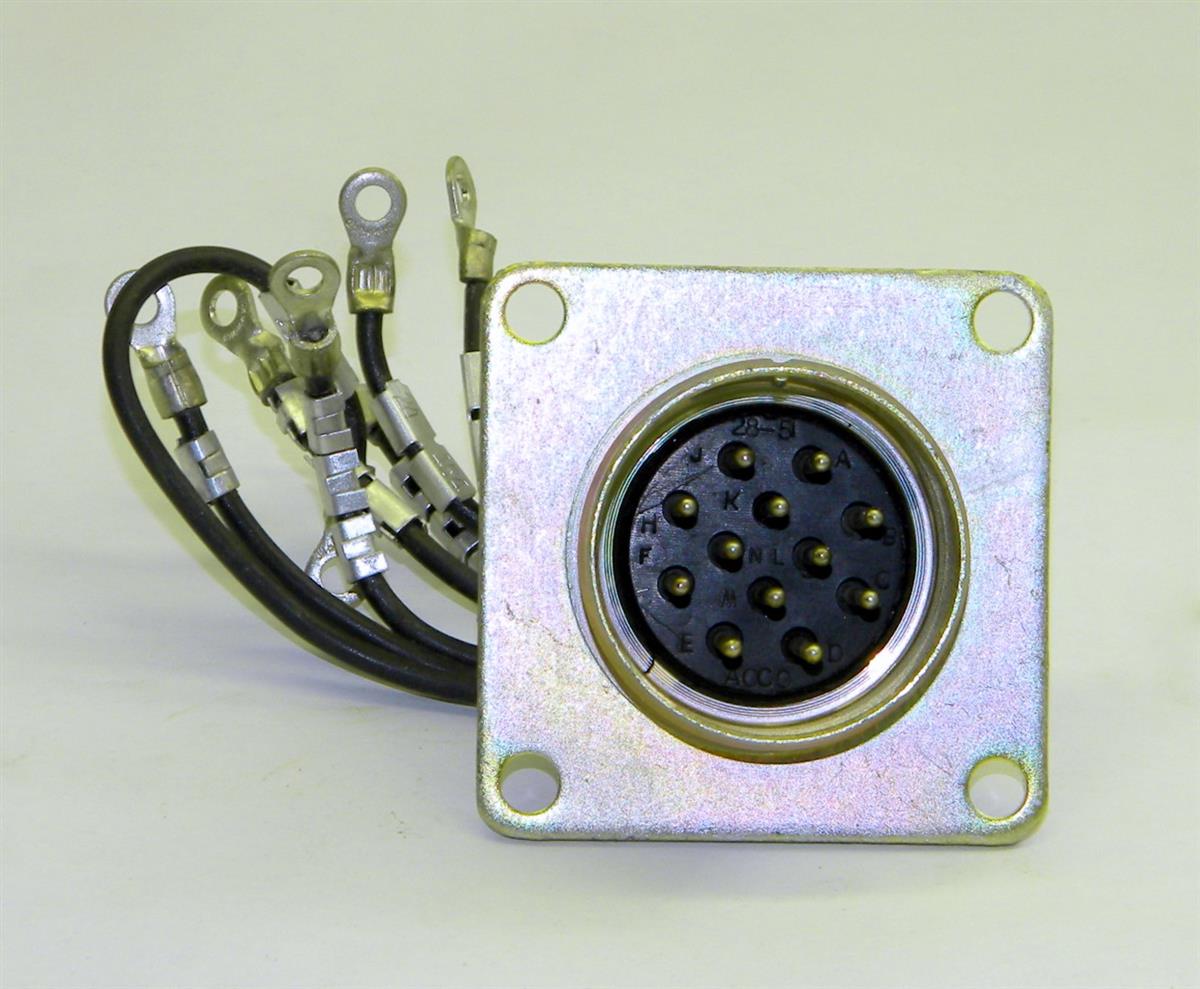 12 Pin Trailer Receptacle with Mounting Plate and Wiring